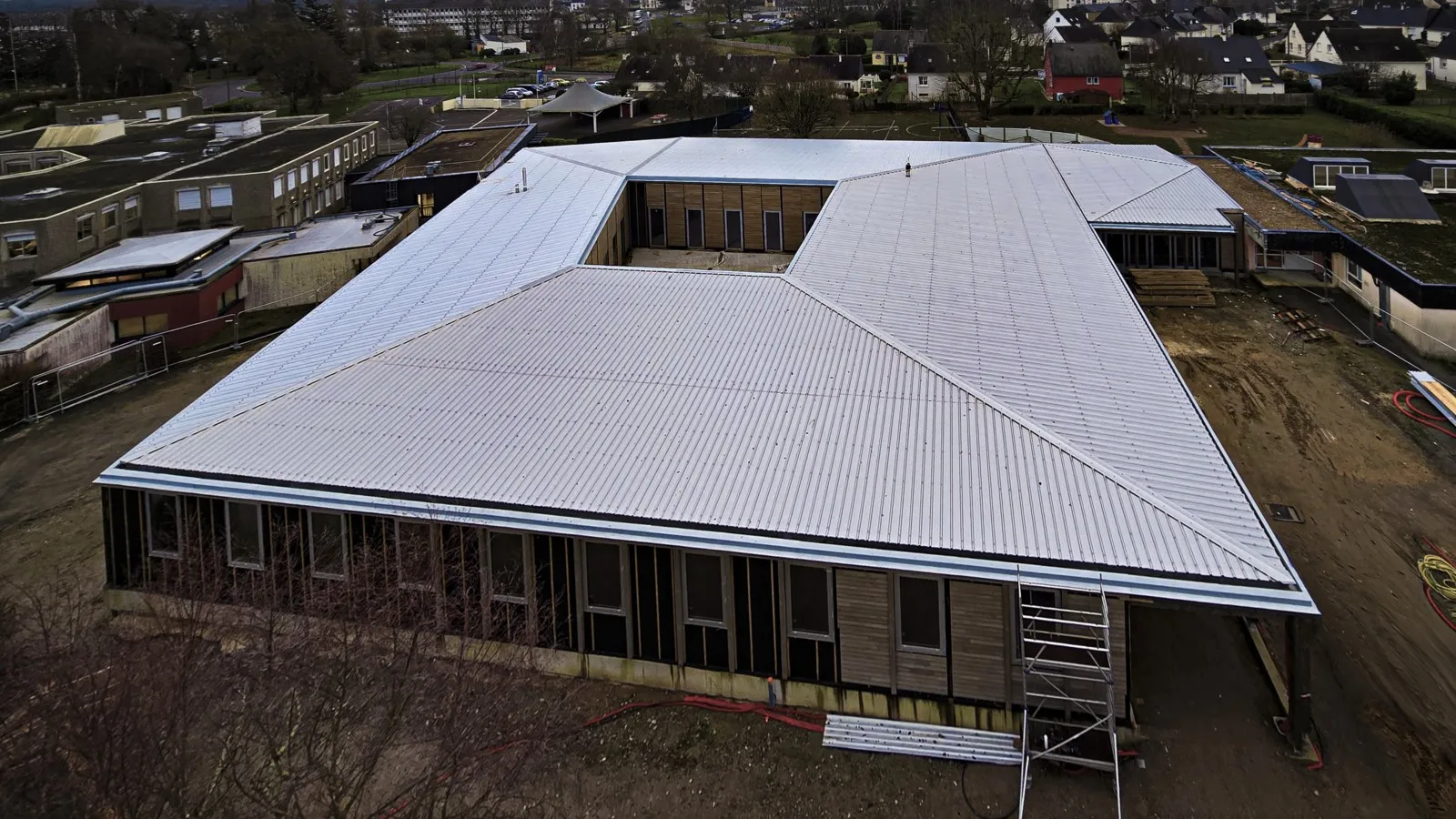 bac acier Aluzinc, final. suzanne bourquin finalisation